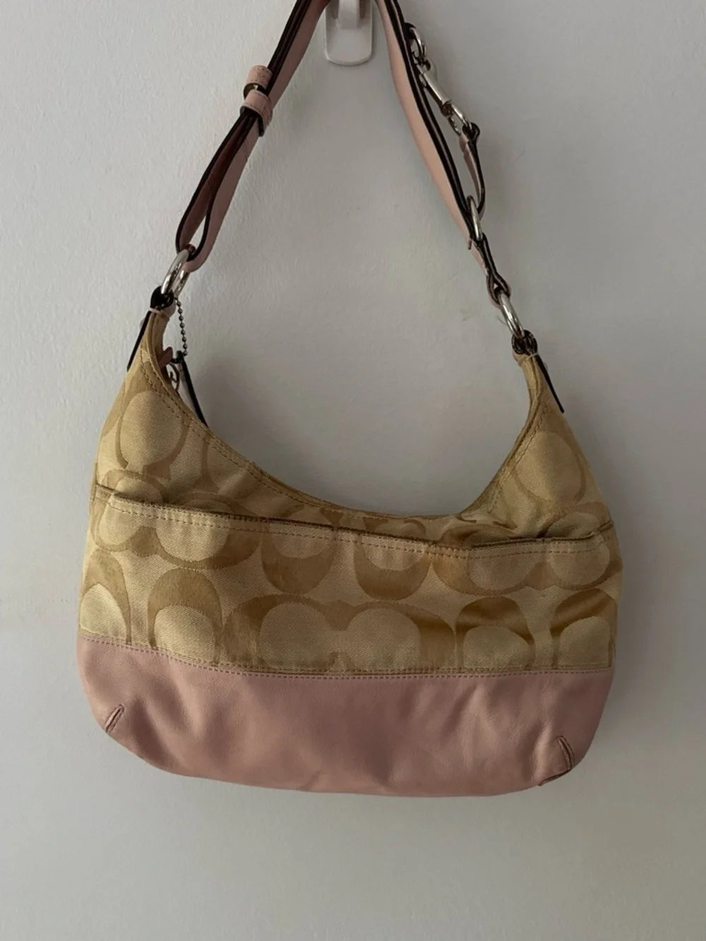 Vintage Y2K 2000s Coach Tan & Pink Soho Shoulder Bag